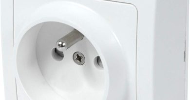 DEBFLEX – Blok – Prise Electrique Murale Complète – Prise Murale Idéale Rénovation – Installation En Saillie – Blanche – 70 x 70 x 39,6 mm – Le détail qui change tout au quotidien