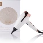 ghd – Sèche-cheveux ghd Helios – Sèche-cheveux professionnel – Puissant et précis – Cheveux sans frisottis et 30% plus brillants – Recommandé par les coiffeurs – Idéal tous types de cheveux – Le détail qui change tout au quotidien